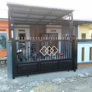 pagar besi minimalis rumah