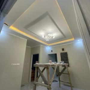 Pasang Plafon Gypsum sudah termasuk jasa dan material